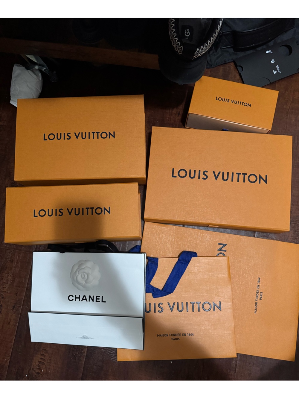 Louis Vuitton Luxury Boxes & Shopping Bags Bundle